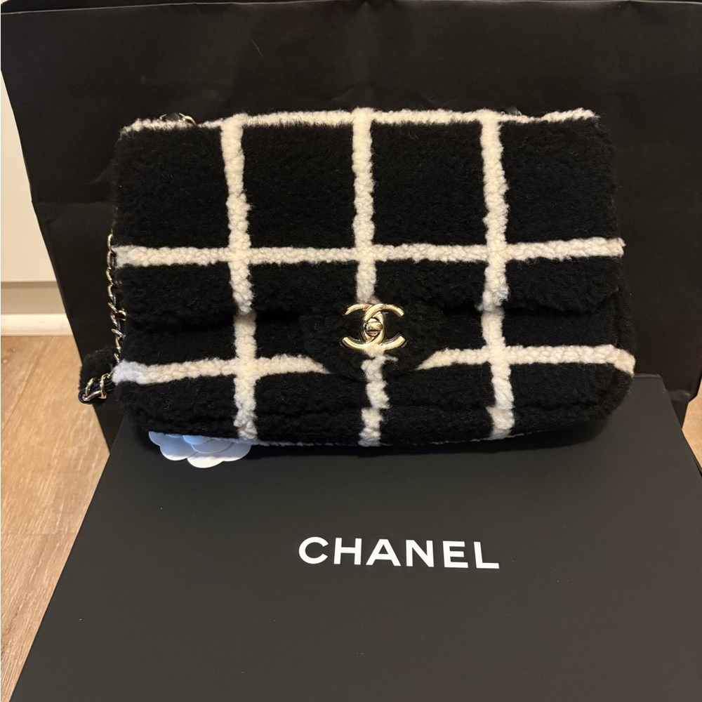 Chanel Black and White Grid Shoulder Bag